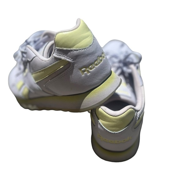 Reebok Women's Harman Classic Run Sneakers - Picture 10 of 10